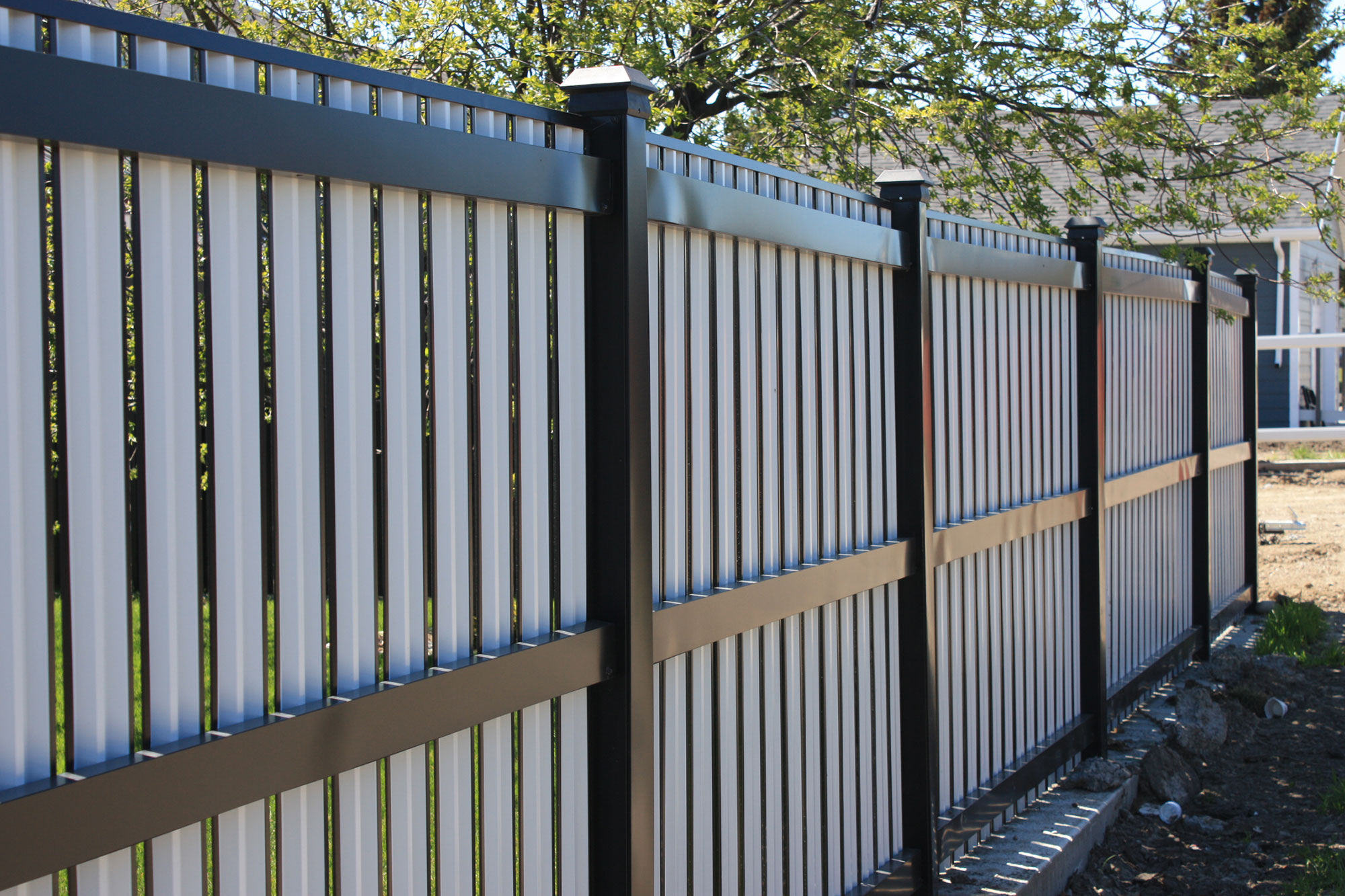 How Much Does Black Metal Fencing Cost At Nancydcrouch Blog