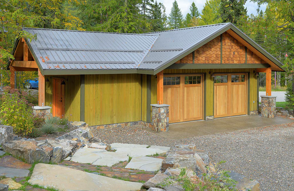 Residential Roof for Garage featuring FC-36 Panel in Charcoal with Snow Stops