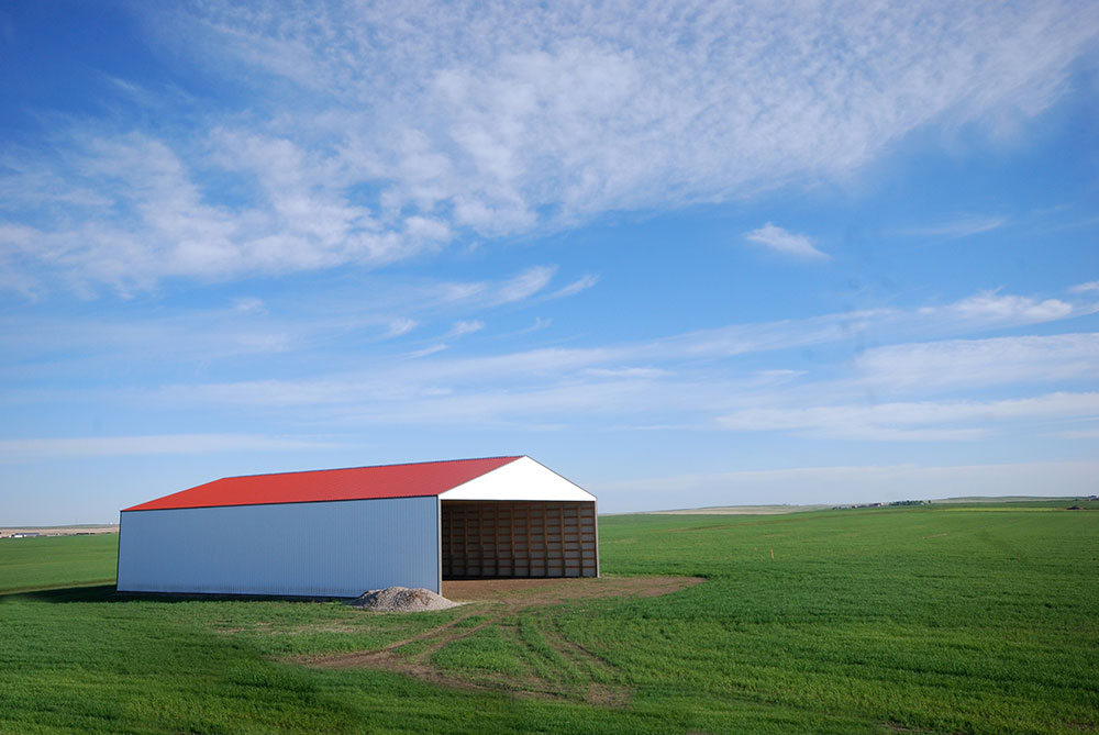 Agricultural Hay Shed featuring FC-36 Panel in Bright Red and Bright White