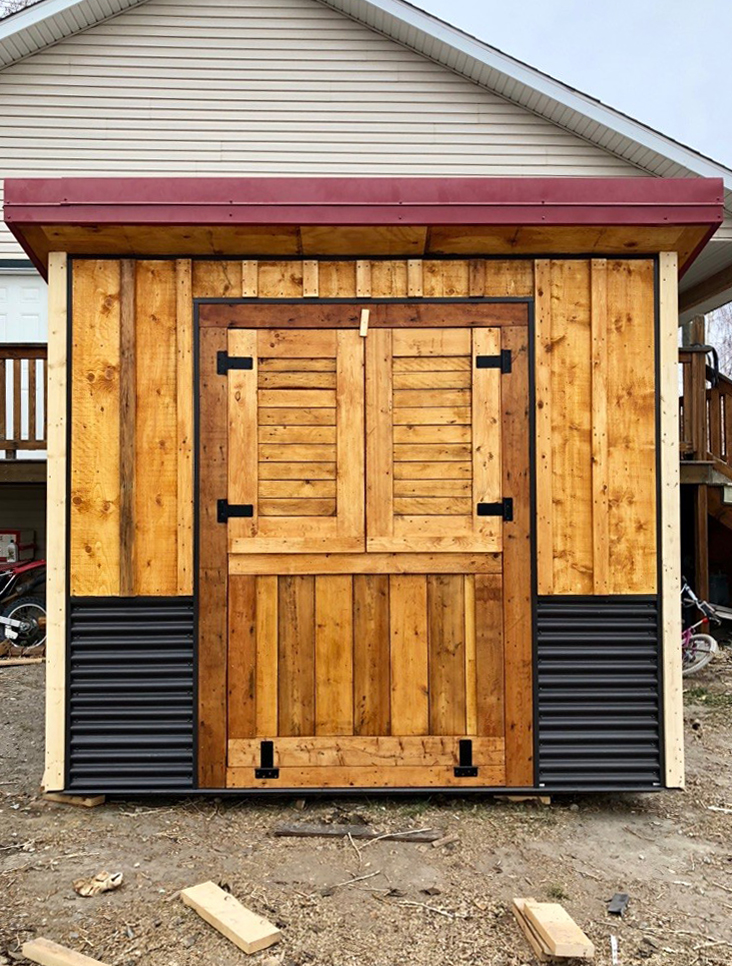 Residential Shed featuring horizontal 7/8" Corrugated in Matte Anthracite