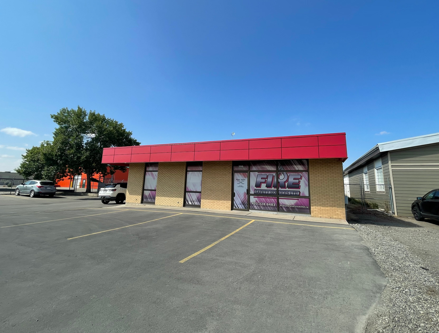 Commercial Building with Expand Modular Panels in Bright Red