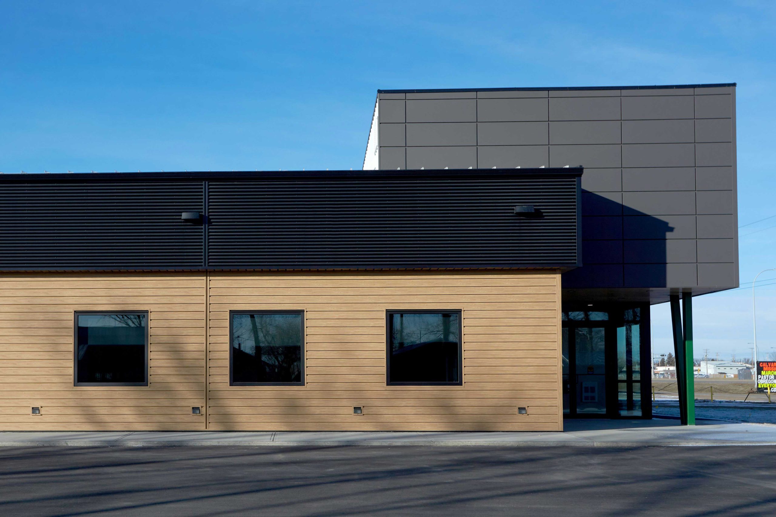 Forma Plank in Light Pine Woodgrain, 7/8" Corrugated in Black, and Expand Modular in Graphite