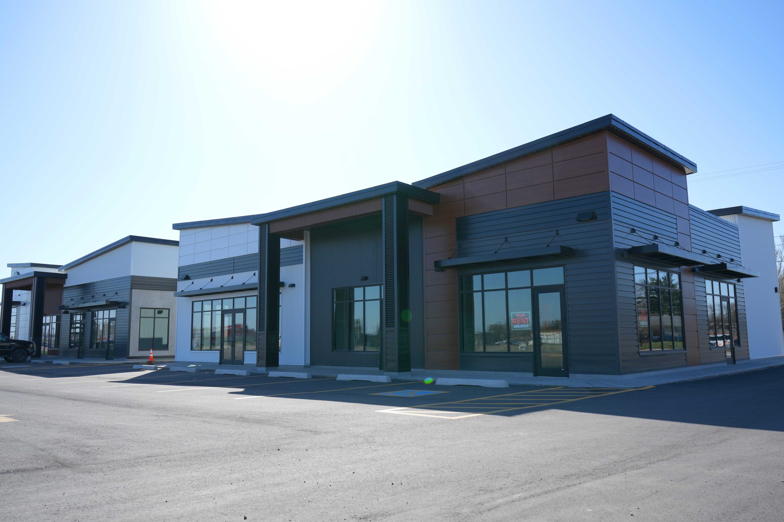 Expand Modular Panels in Espresso Woodgrain and White White