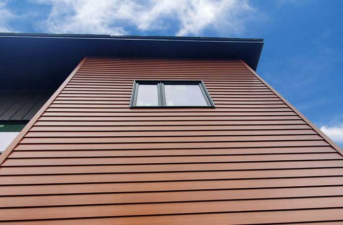 ShipLap in Saddle Woodgrain