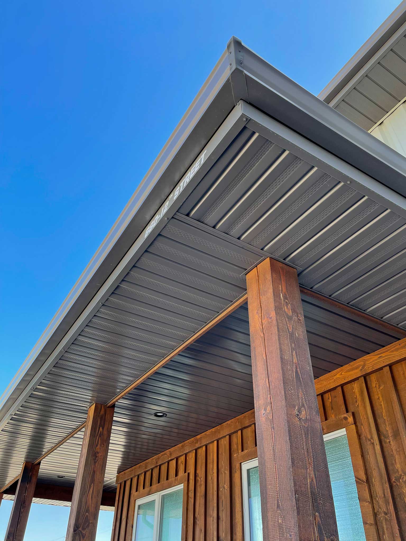 II/6 Reverse Soffit in Charcoal