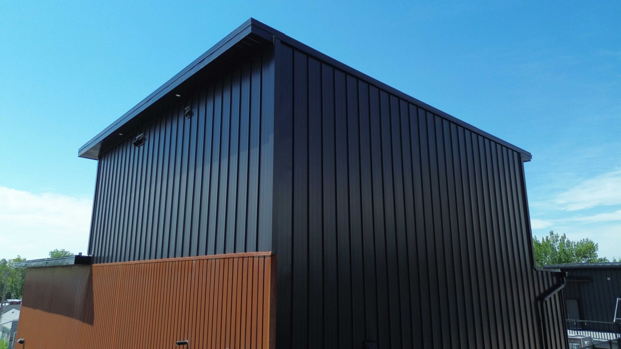 FormaLoc in Black