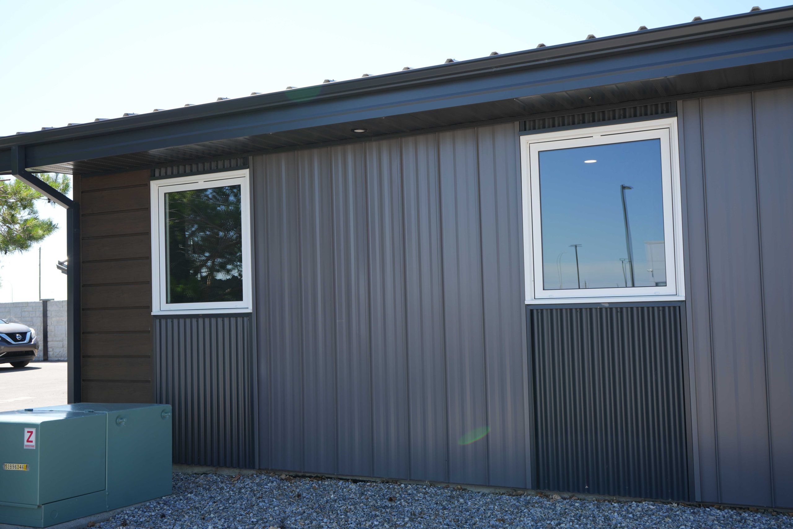 Foothills-Corner