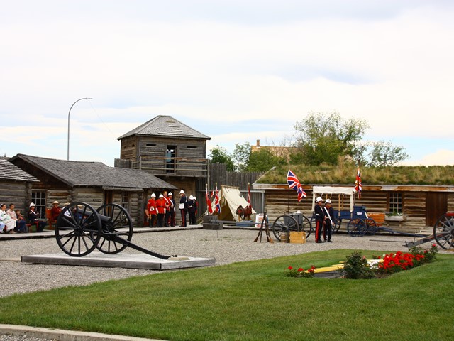 the-fort-museum-of-the-north-west-mounted-police-L-13