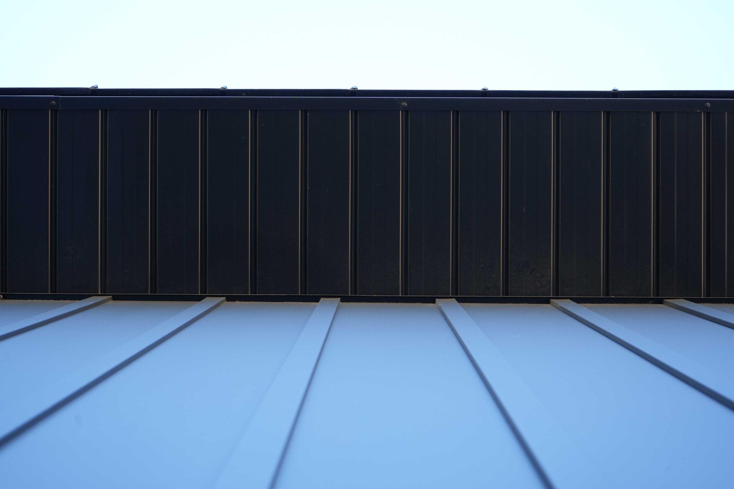 II/6 Reverse Soffit and Board and Batten in Textured Onyx Black