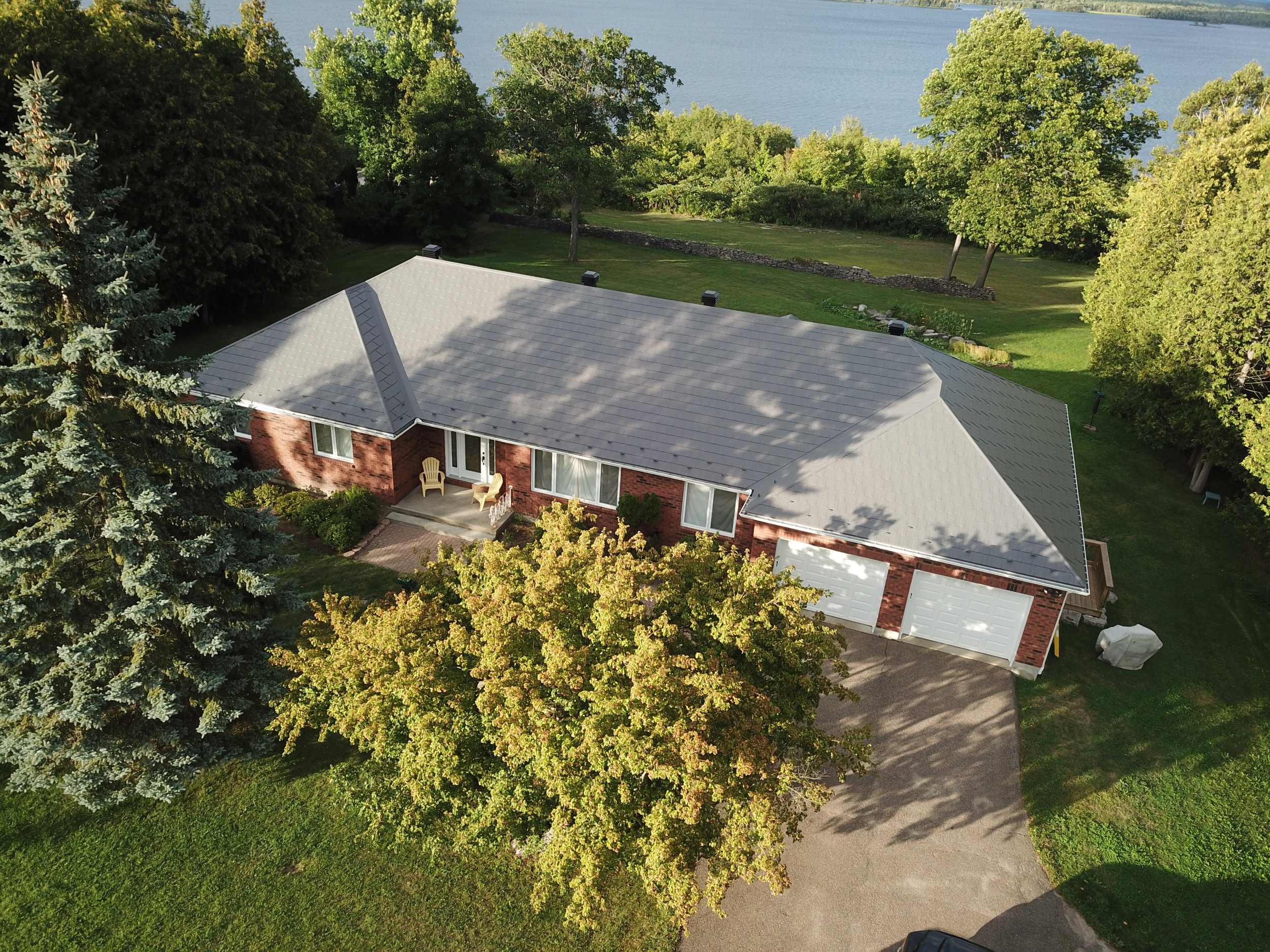 Steel Shingles in Granite Grey