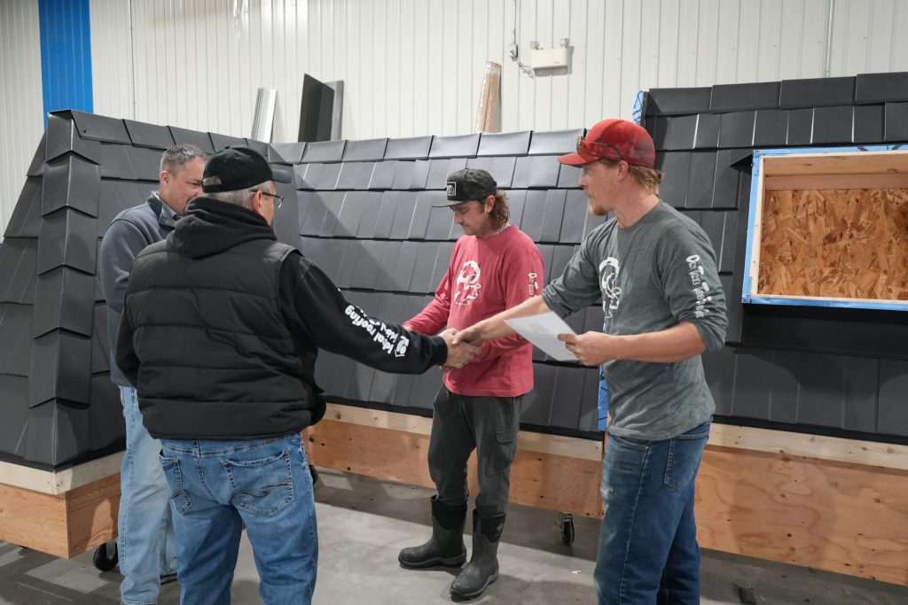 Shingles Installation
