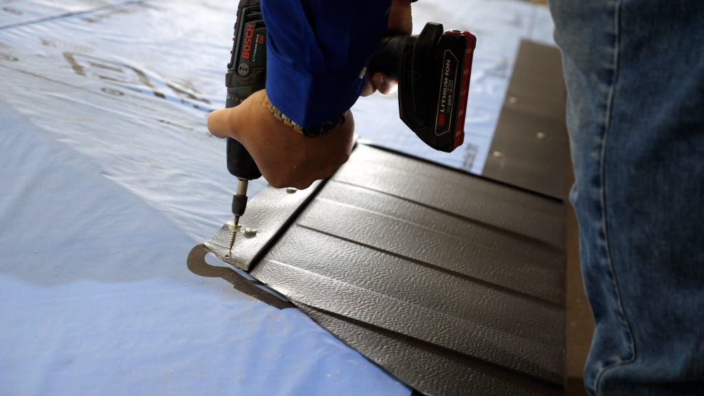 Shingles Installation